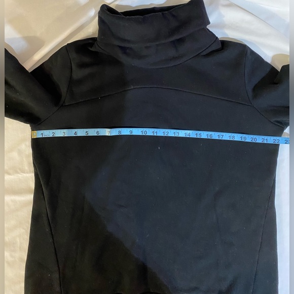 Alo Haze Long Sleeve Pullover Black Size Large EUC - Picture 6 of 8